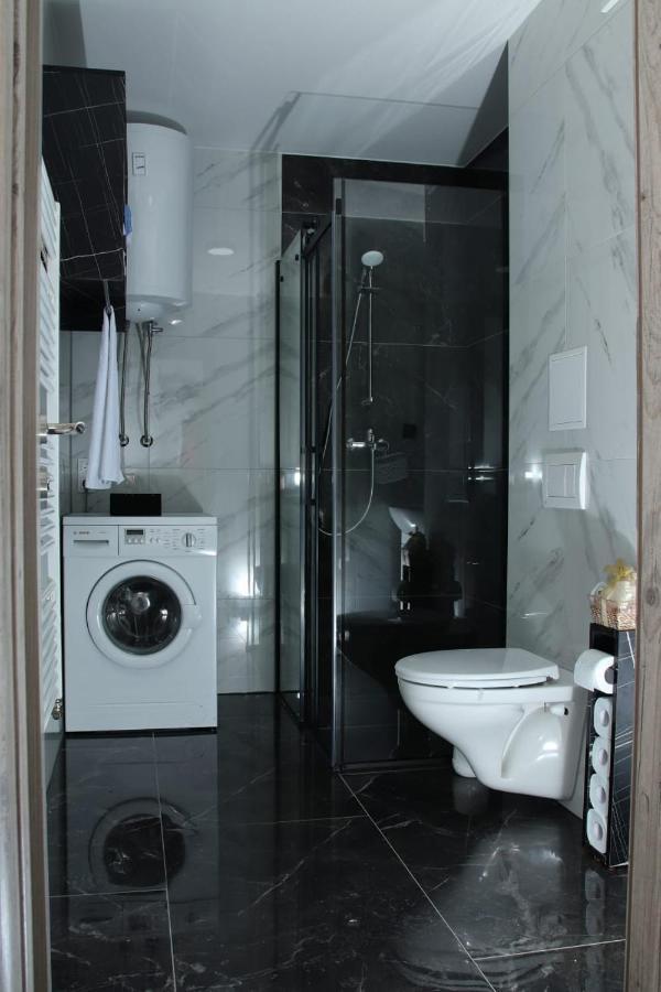 Apartman "Park" Лівно Екстер'єр фото