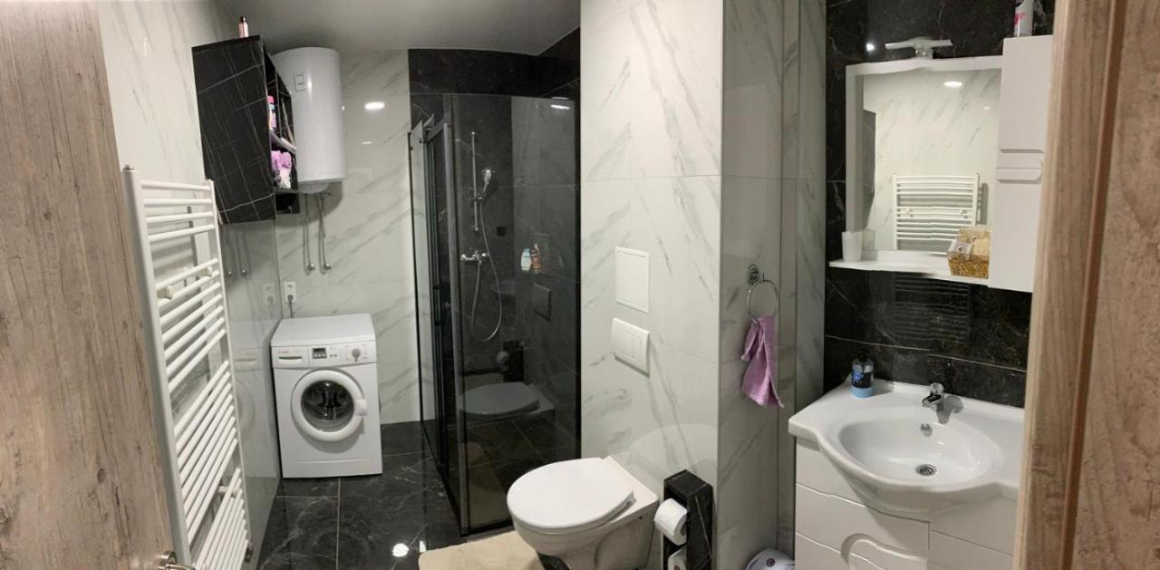 Apartman "Park" Лівно Екстер'єр фото